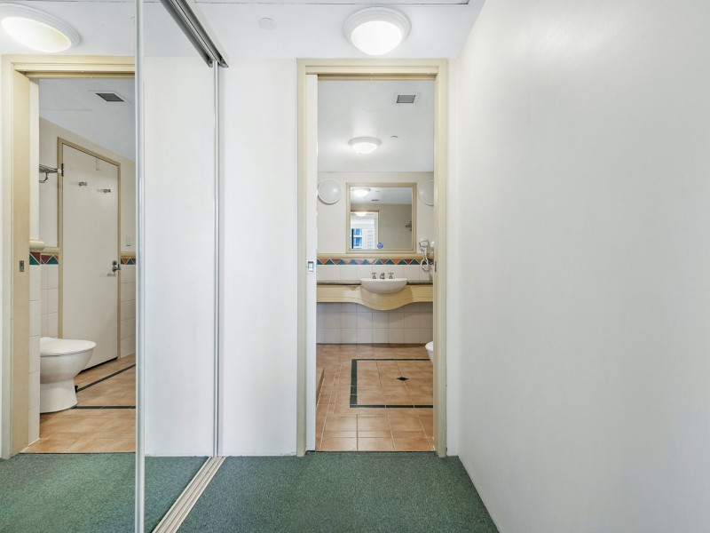 809/5-19 Palm Avenue, Surfers Paradise QLD 4217