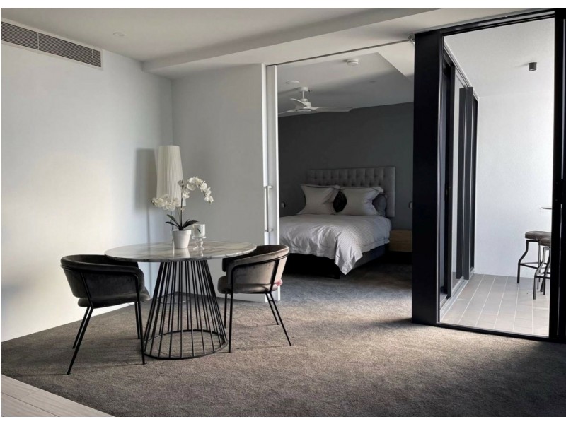 2502/4 Wahroonga Place, Surfers Paradise QLD 4217