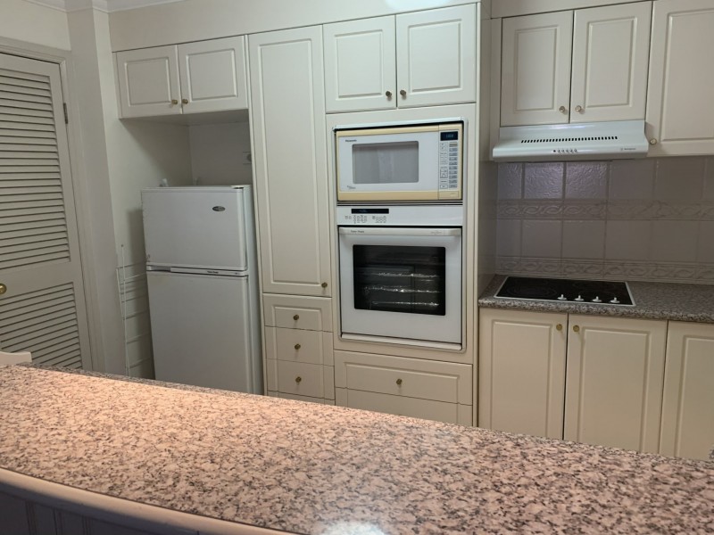 2213/24-26 Queensland Avenue, Broadbeach QLD 4218