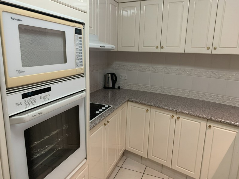 2213/24-26 Queensland Avenue, Broadbeach QLD 4218