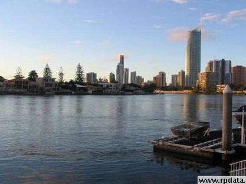 11 Cannes Avenue, Surfers Paradise QLD 4217