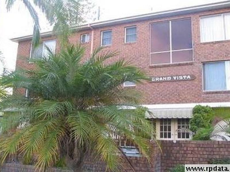 11 Cannes Avenue, Surfers Paradise QLD 4217