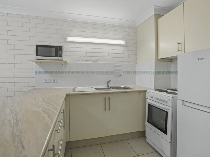 33/24 Trickett Street, Surfers Paradise QLD 4217