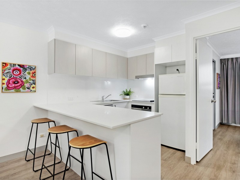 Apartment 15/38 Enderley Avenue, Surfers Paradise QLD 4217