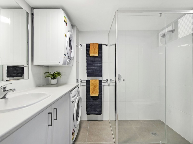 Apartment 15/38 Enderley Avenue, Surfers Paradise QLD 4217