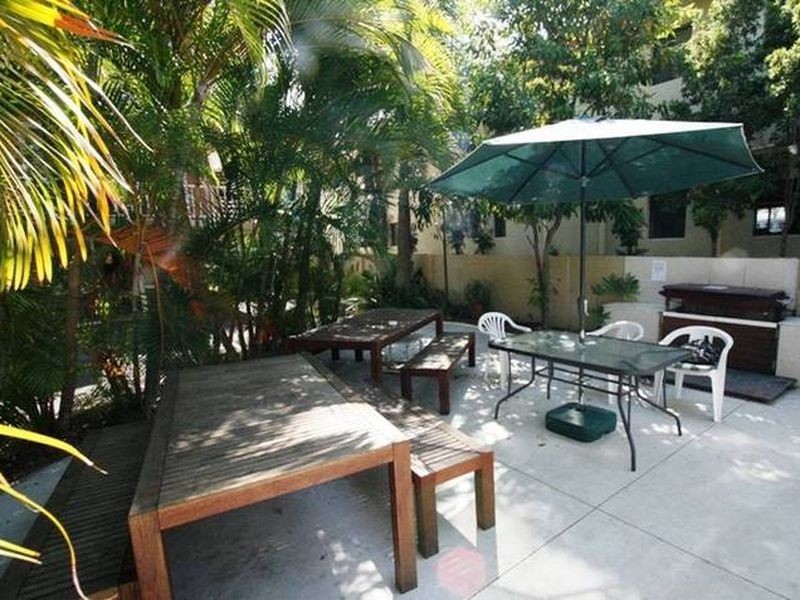 45 Watson Esplanade, Surfers Paradise QLD 4217