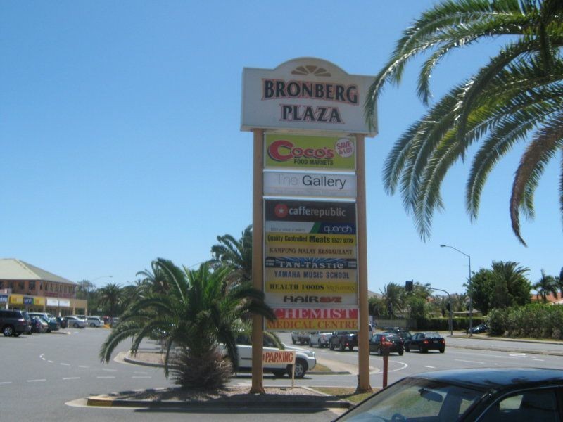 138 Slatyer Avenue, Benowa QLD 4217