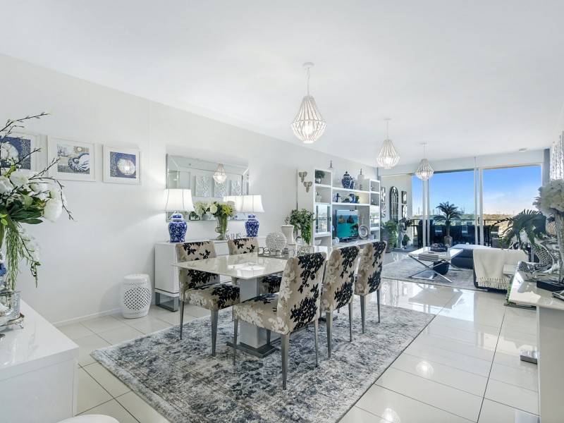 808/43 Harbour Town Drive, Biggera Waters QLD 4216