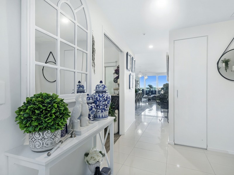 808/43 Harbour Town Drive, Biggera Waters QLD 4216