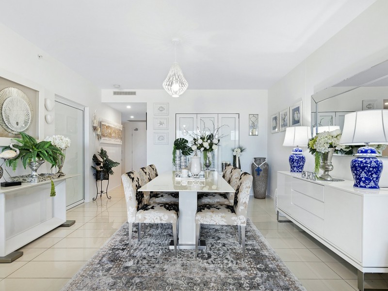 808/43 Harbour Town Drive, Biggera Waters QLD 4216