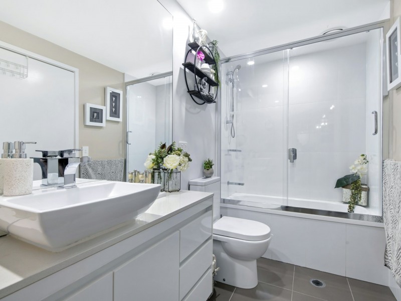 808/43 Harbour Town Drive, Biggera Waters QLD 4216