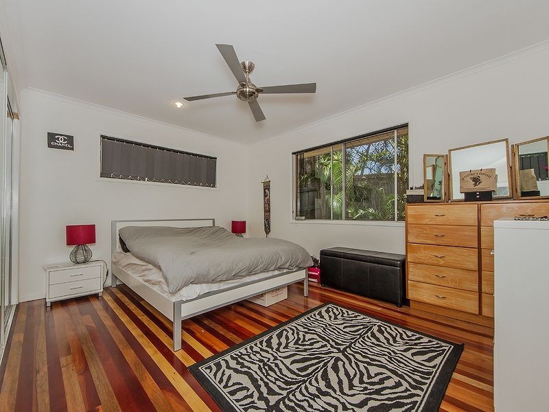 30 Nyora Street, Southport QLD 4215