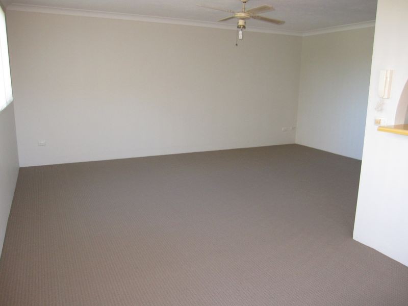 6/10 Elizabeth Avenue, Broadbeach QLD 4218