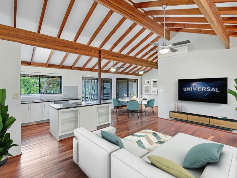 11 Kallaroo Crescent, Ashmore QLD 4214