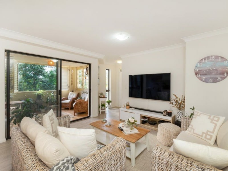 10/4-6 Acacia Avenue, Surfers Paradise QLD 4217
