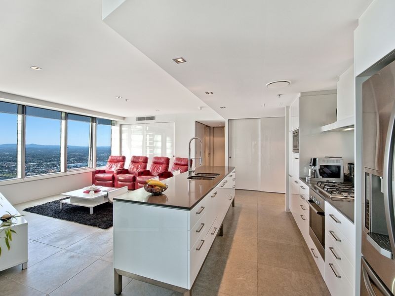 6101/9 Hamilton Avenue, Surfers Paradise QLD 4217