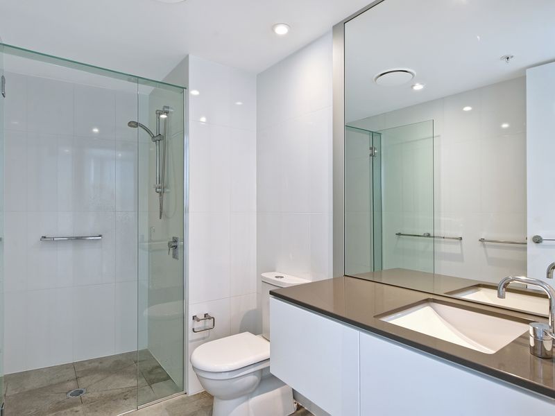 6101/9 Hamilton Avenue, Surfers Paradise QLD 4217