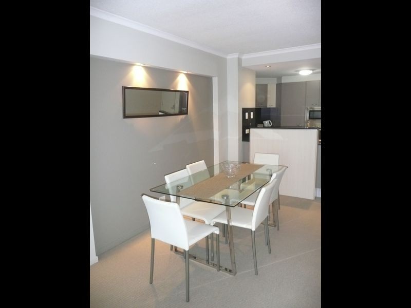 334/21 Cypress Avenue, Surfers Paradise QLD 4217