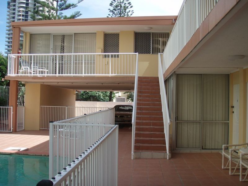 17-19 Vista Street, Surfers Paradise QLD 4217