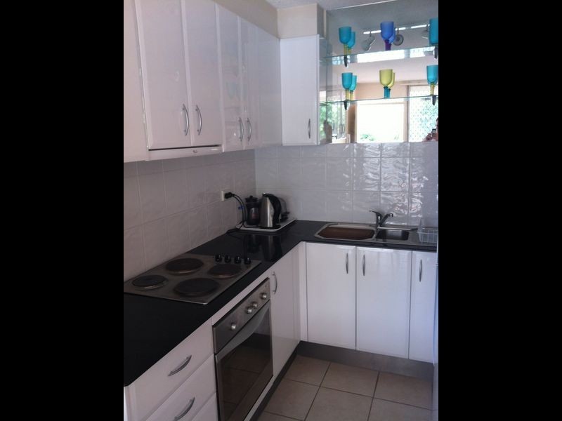 17-19 Vista Street, Surfers Paradise QLD 4217