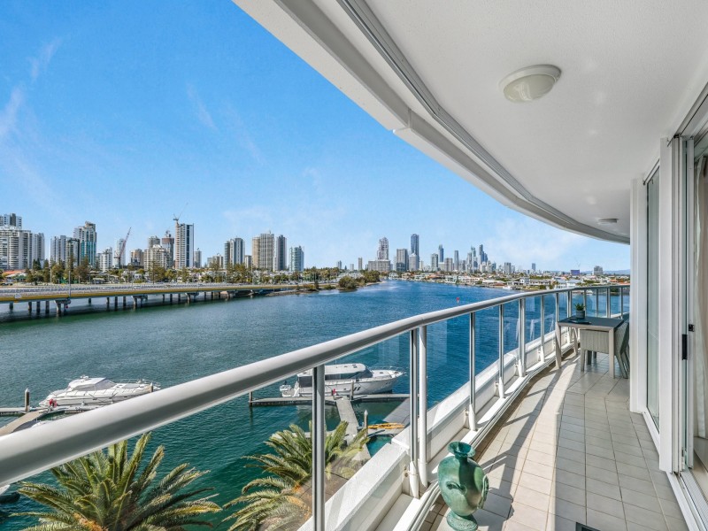 B7-2/75 Brighton Parade, Southport QLD 4215