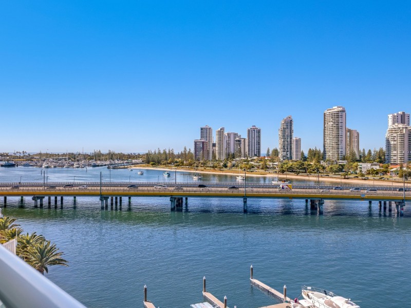 B9-1/75 Brighton Parade, Southport QLD 4215