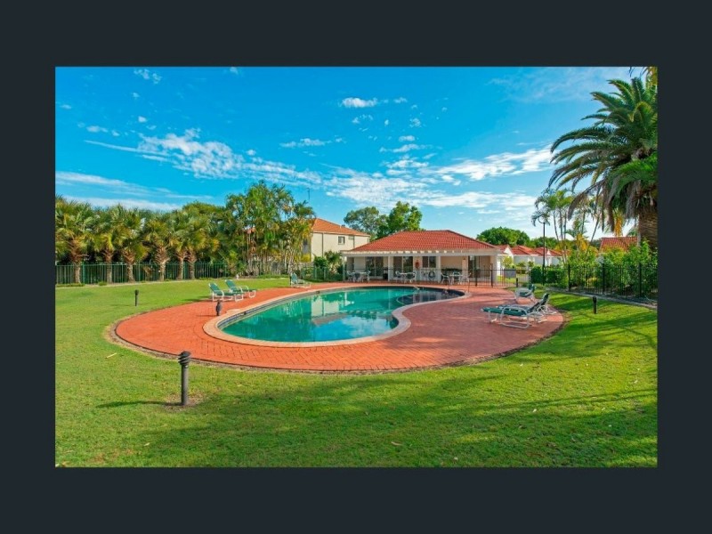 83 Heeb Street, Benowa QLD 4217