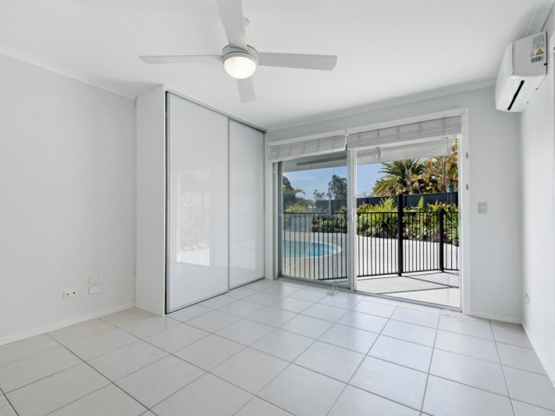 3 Goolagong Court, Broadbeach Waters QLD 4218