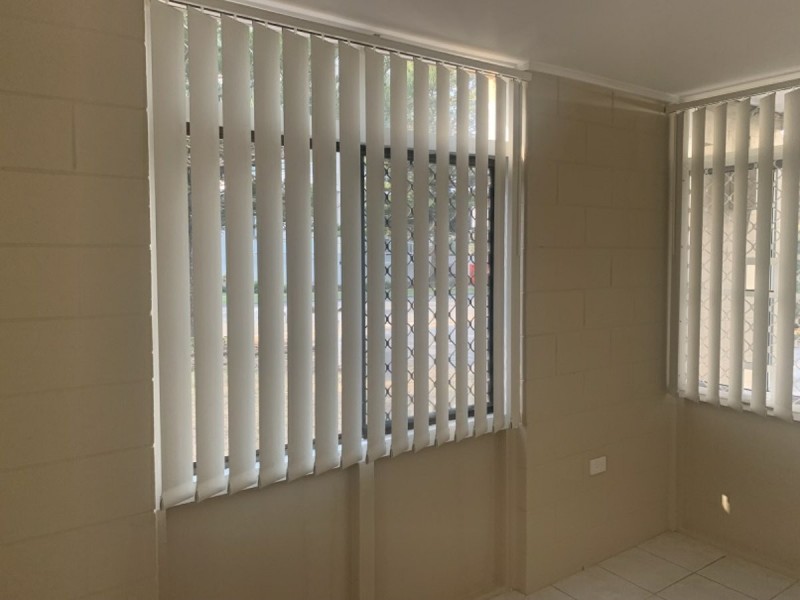 1/4 George Ave, Broadbeach QLD 4218
