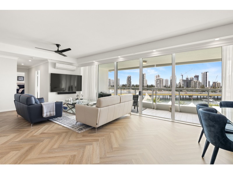 C7-3/75 Brighton Parade, Southport QLD 4215