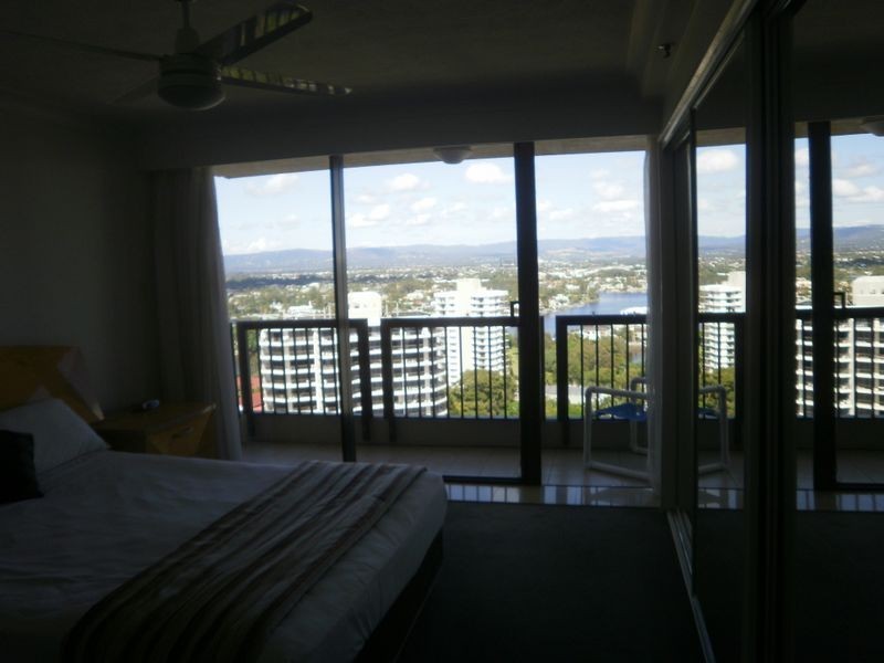 26 Northcliff Terrace, Surfers Paradise QLD 4217