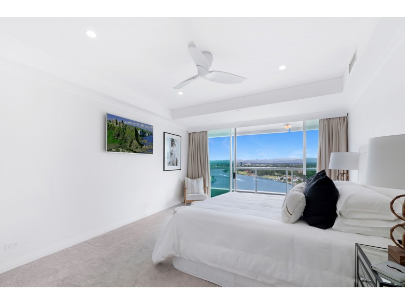 A22-1/75 Brighton Parade, Southport QLD 4215