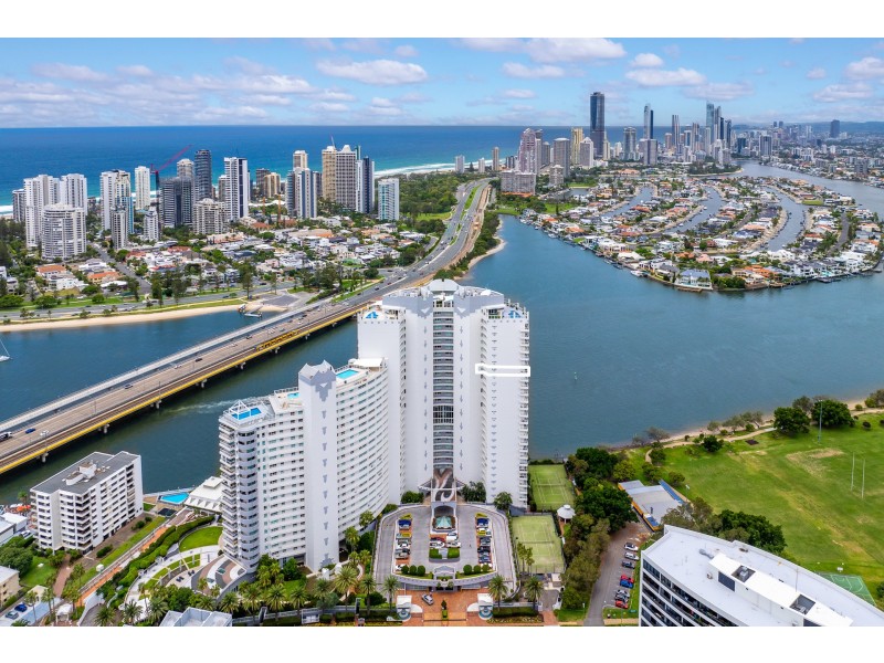 A22-1/75 Brighton Parade, Southport QLD 4215