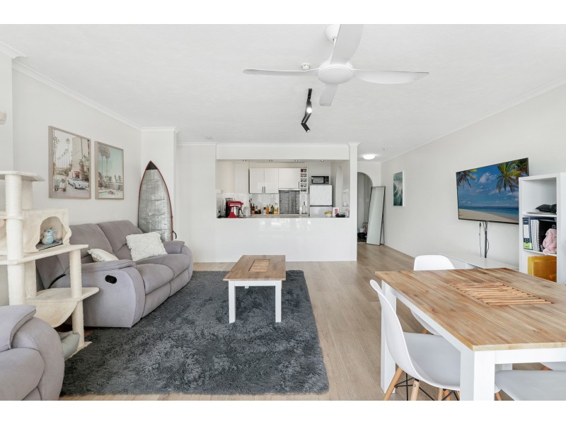 14F/3277 Surfers Paradise Boulevard, Surfers Paradise QLD 4217