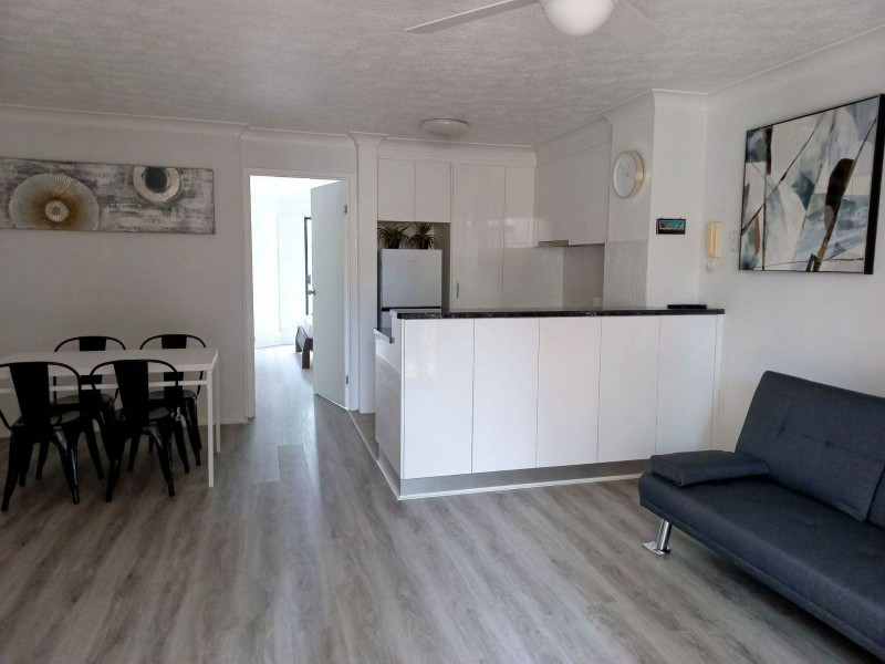 7/7 48-54, Chevron Island QLD 4217