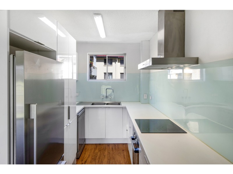 6/59A Peninsular Drive, Surfers Paradise QLD 4217