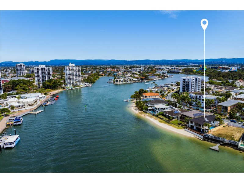 21 Tarcoola Crescent, Surfers Paradise QLD 4217