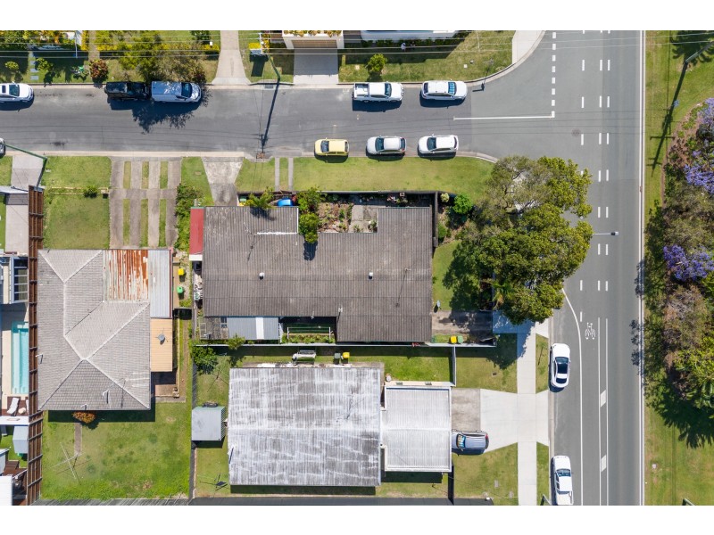 30 T E Peters Drive, Broadbeach Waters QLD 4218