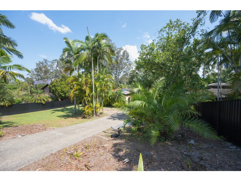 18 Yarraowee Drive, Nerang QLD 4211