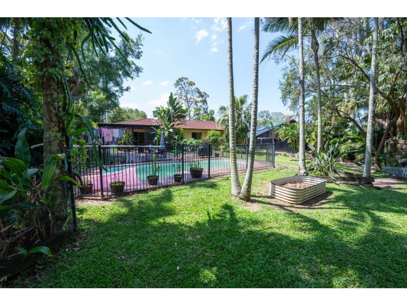 18 Yarraowee Drive, Nerang QLD 4211