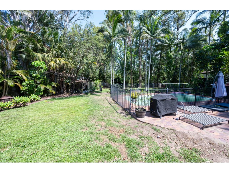 18 Yarraowee Drive, Nerang QLD 4211