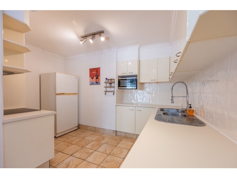 1K/3277 Surfers Paradise Boulevard, Surfers Paradise QLD 4217