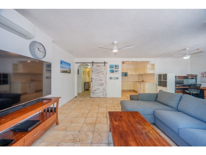 1K/3277 Surfers Paradise Boulevard, Surfers Paradise QLD 4217