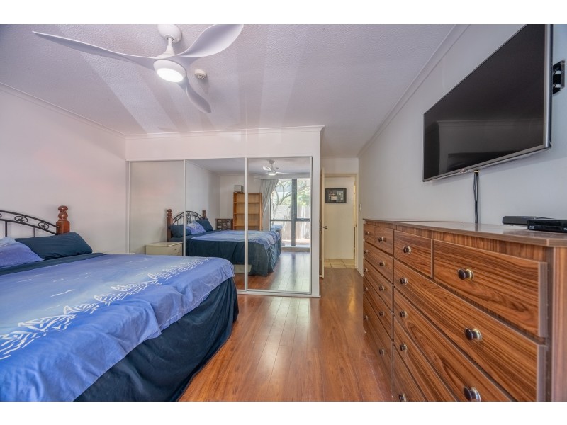 1K/3277 Surfers Paradise Boulevard, Surfers Paradise QLD 4217