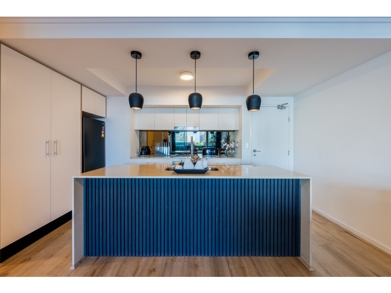 23/53 Darrambal Street, Surfers Paradise QLD 4217