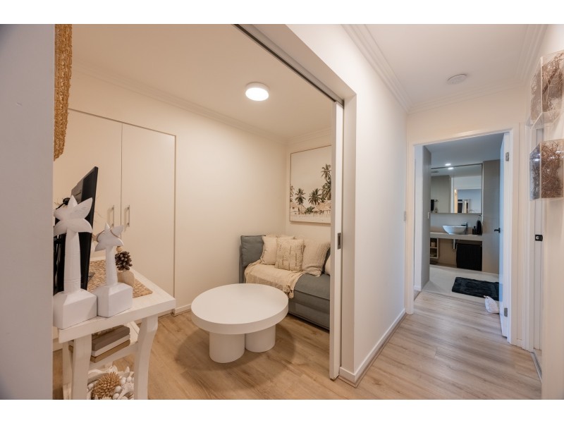 23/53 Darrambal Street, Surfers Paradise QLD 4217