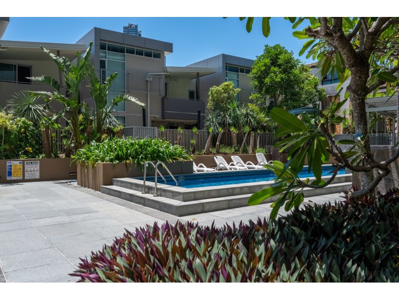 23/53 Darrambal Street, Surfers Paradise QLD 4217