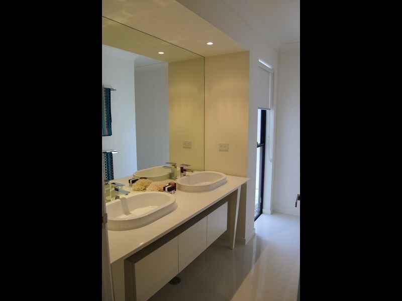 , Robina QLD 4226