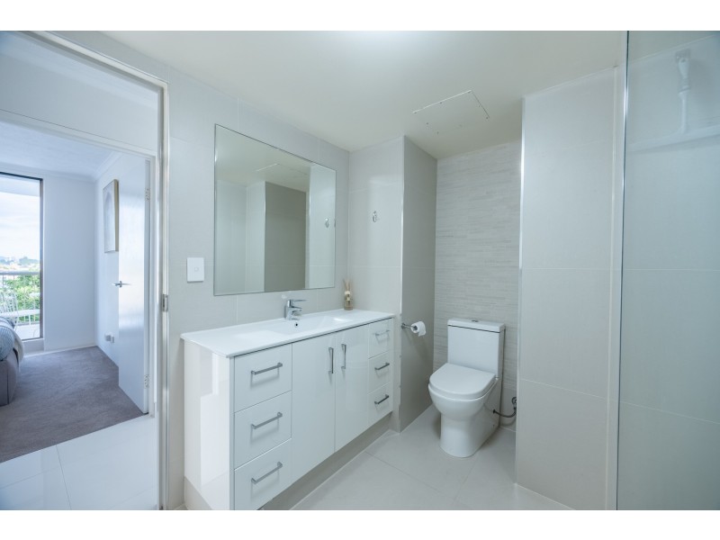 7/2916 Gold Coast Highway, Surfers Paradise QLD 4217