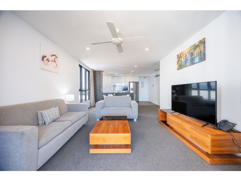 51/2729 Gold Coast Highway, Broadbeach QLD 4218